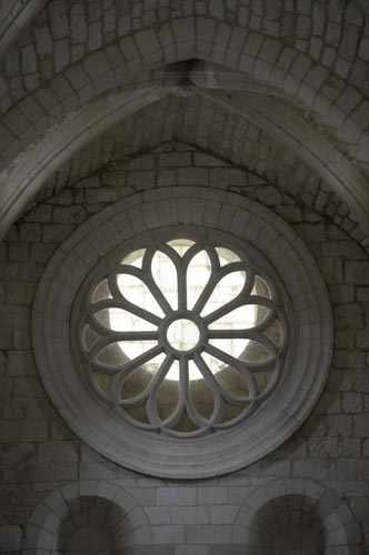 Roseton de la fachada occidental de la iglesia de Irantzu